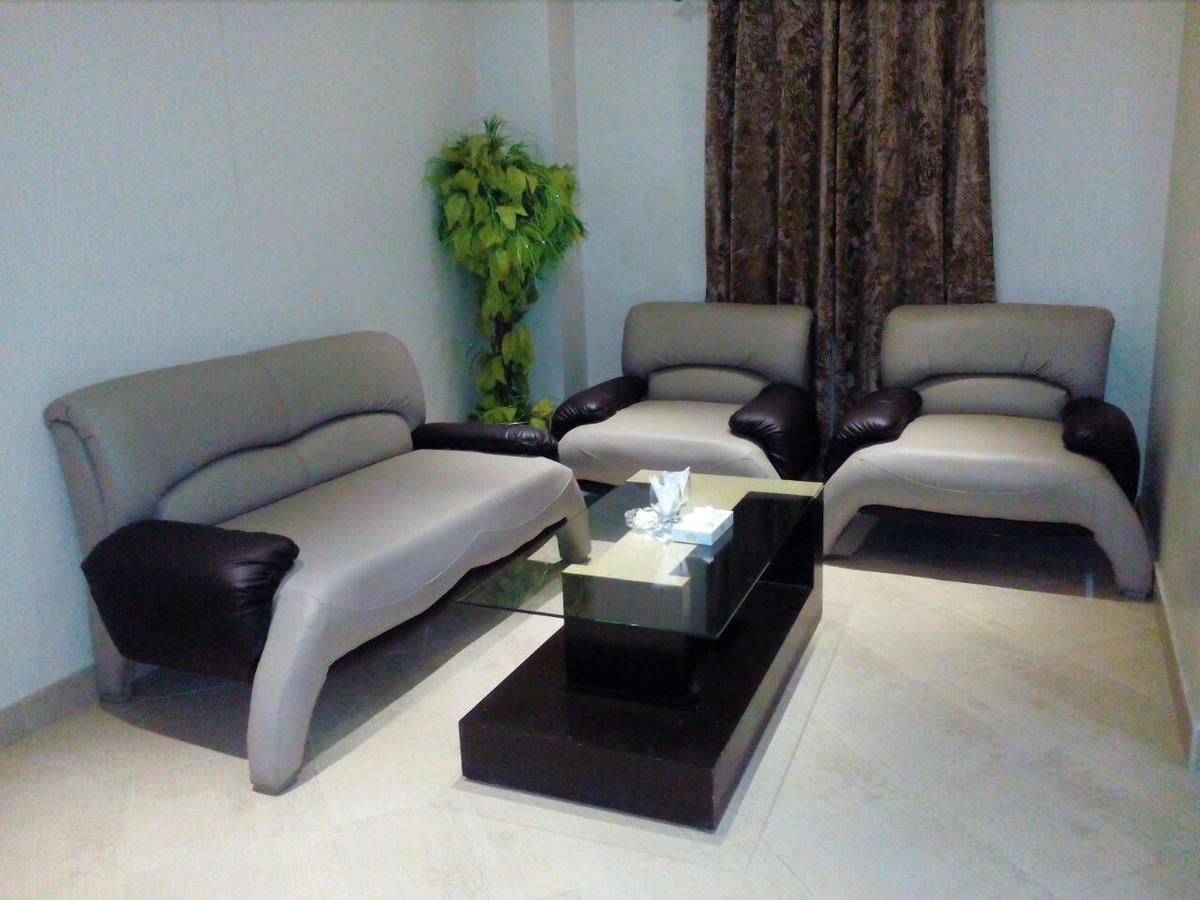Bling Hotel International Multan Bagian luar foto