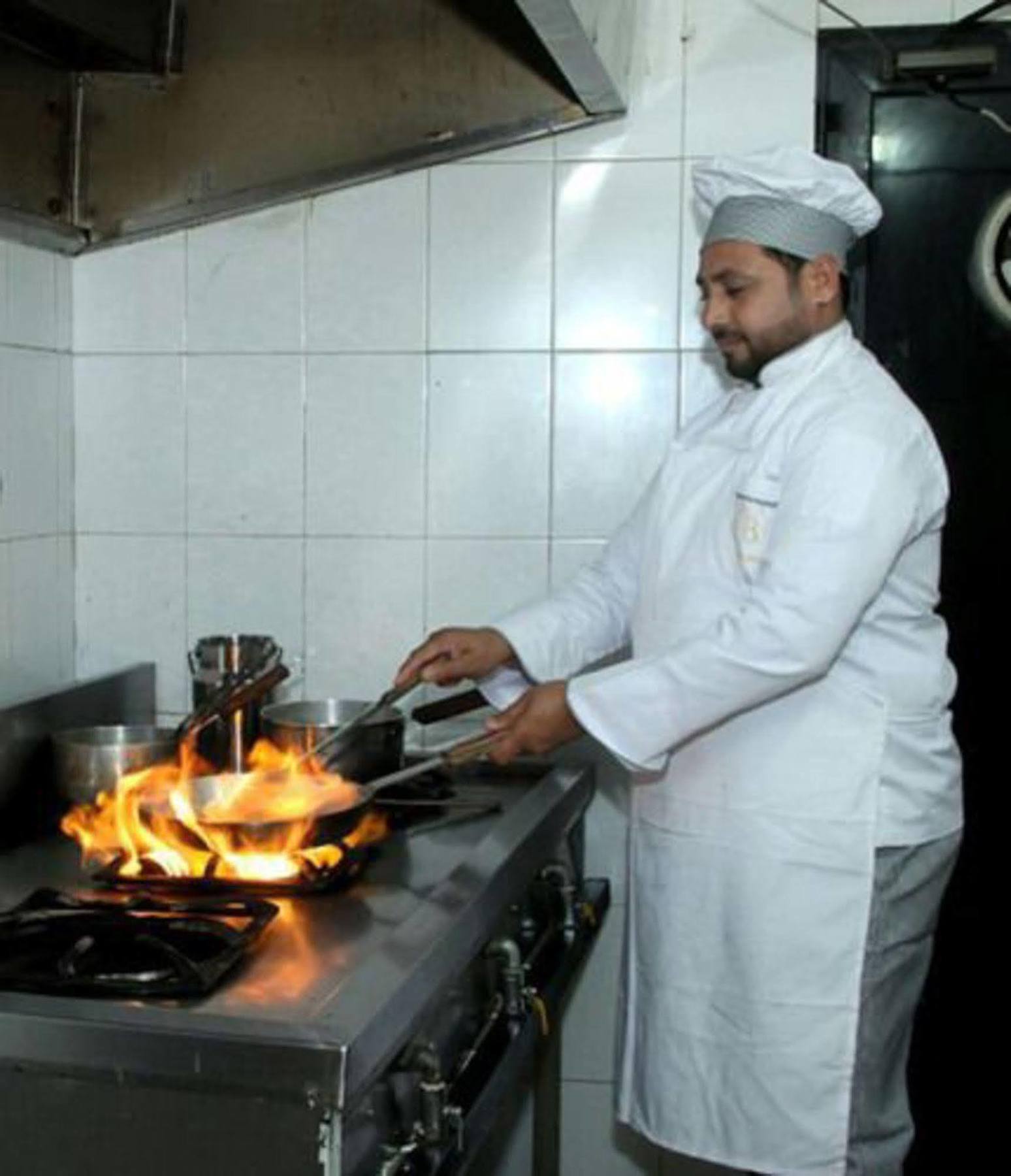 Bling Hotel International Multan Bagian luar foto