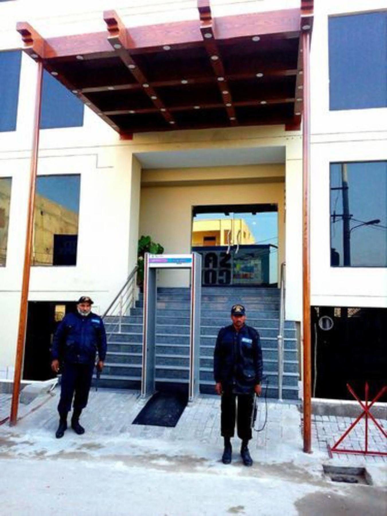 Bling Hotel International Multan Bagian luar foto